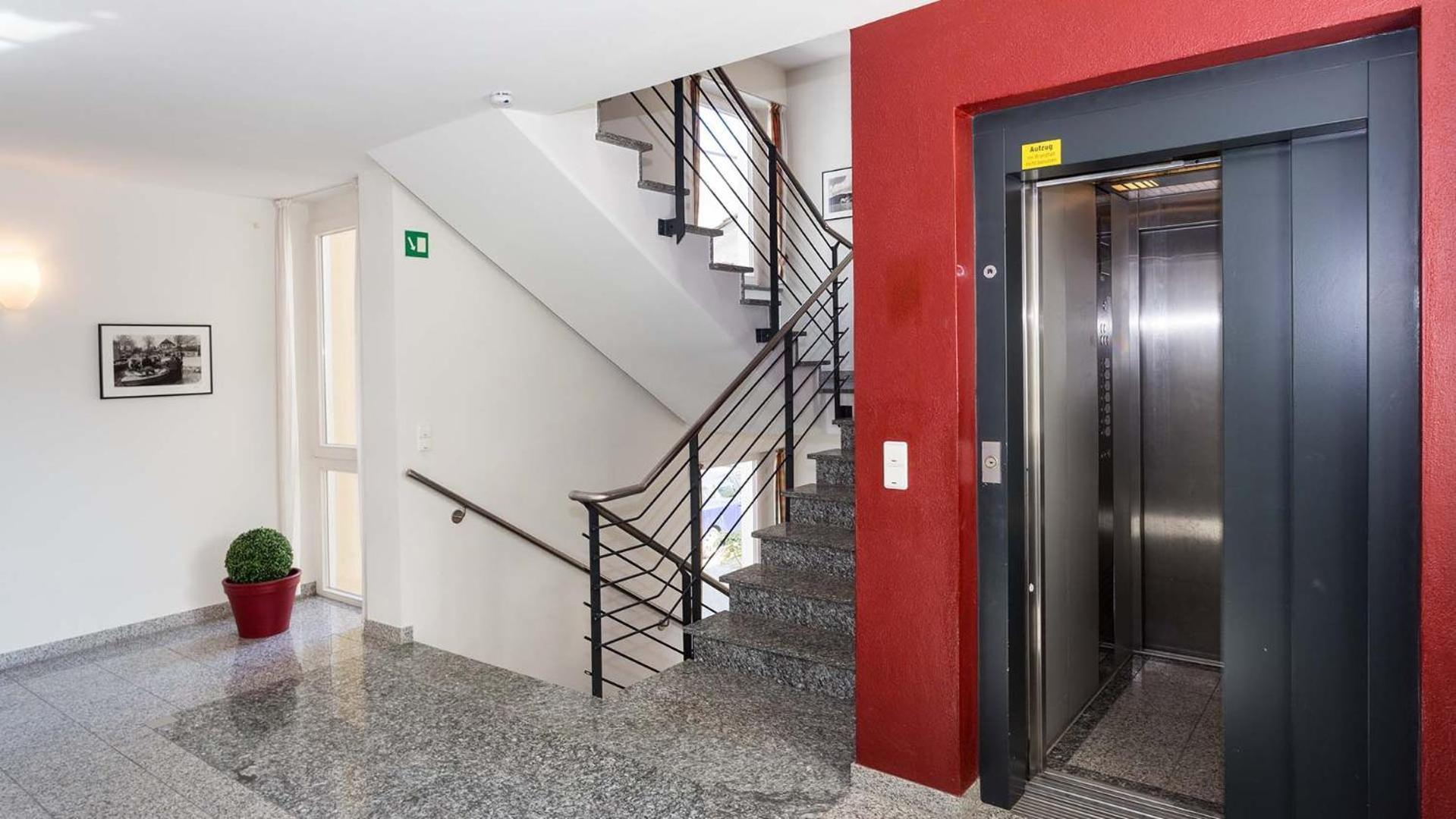 Apartment A Cappella *